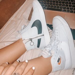 NIKE MID BLAZERS WOMENS 7 ghost aqua / blue